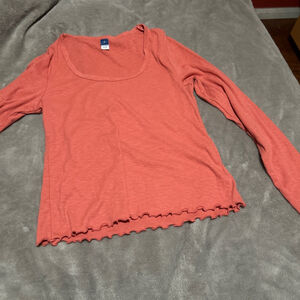 Women's Old Navy Coral Long Sleeve Slim Tee M